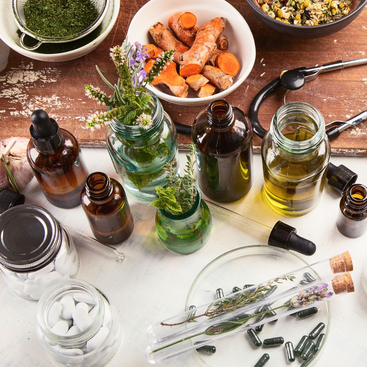 Herbal Extracts: Nature’s Potent Elixirs