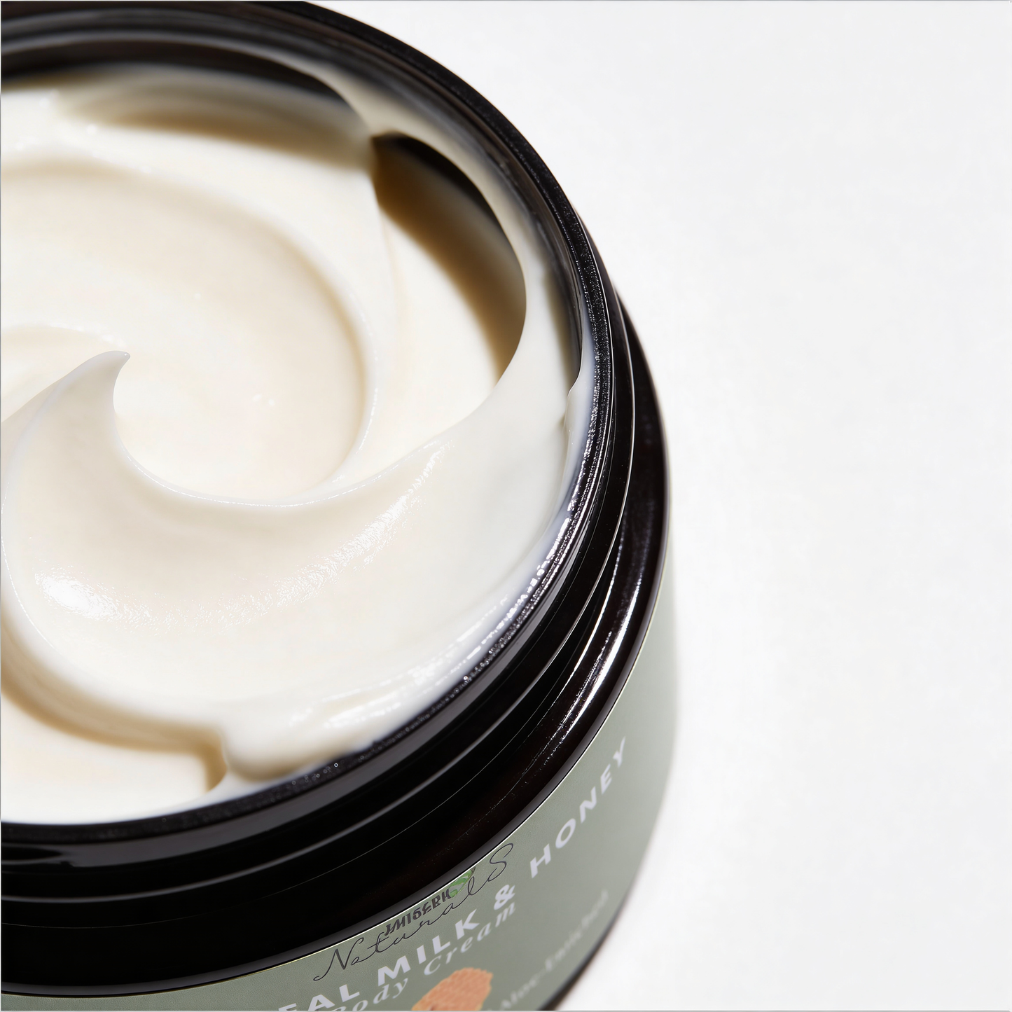 Natural Body Cream Deep Hydration & Skin Nourishment